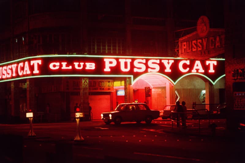 攝影師 Greg Girard 新作《HK:PM》登陸 M+ 幕牆，重現 70 至 90 年代香港光影之旅