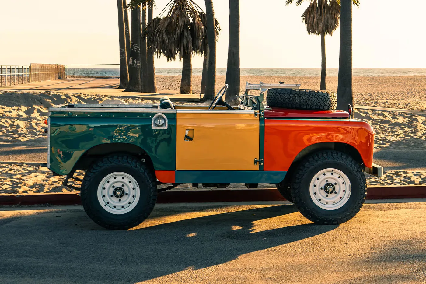 Sean Wotherspoon 联乘 Stuff by Spot，重铸经典 Land Rover Series 2 灵魂