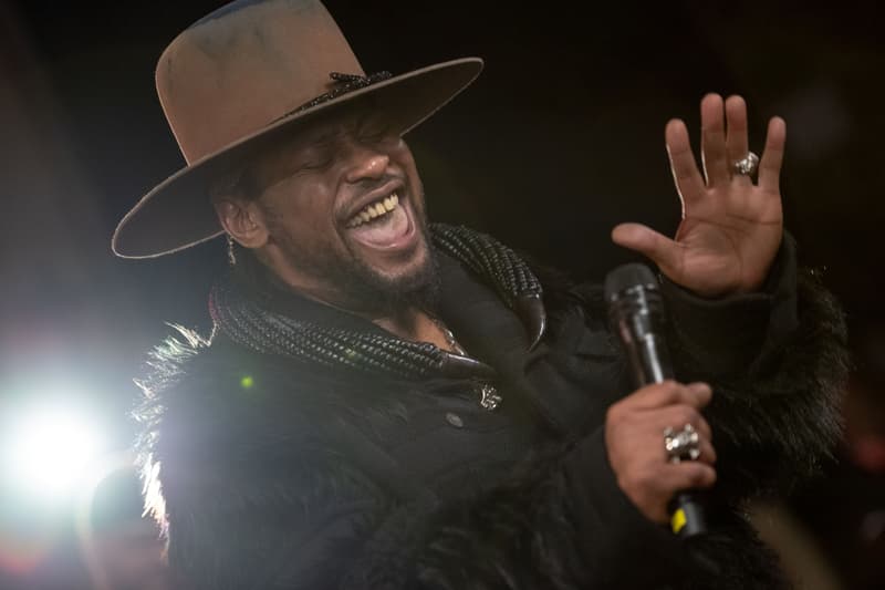 新灵魂乐先锋 D'Angelo 逝世，终年 51 岁