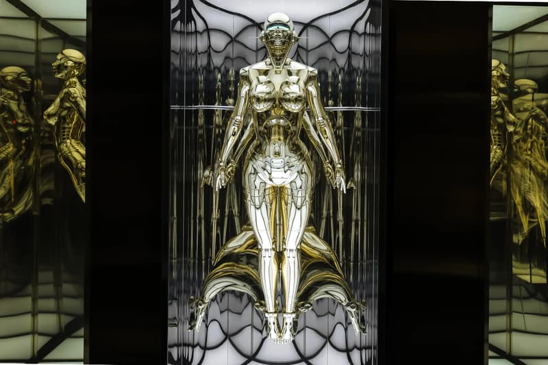 传奇艺术家空山基历来最大型回顾展即将登陆东京