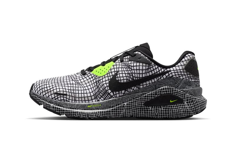 率先近赏 Nike Structure 26 最新配色「Black/Volt」鞋款