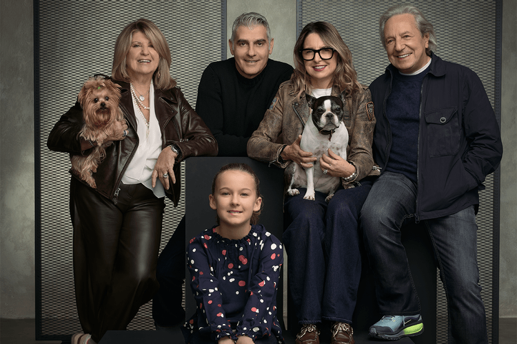 Blauer 25 周年「Family Grammar」沉浸式家族影像装置展