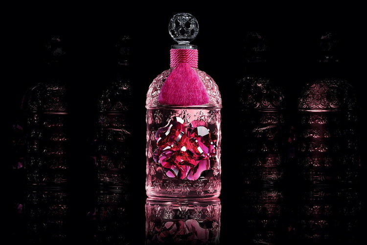 GUERLAIN 携手施华洛世奇珍藏级「Exceptional Piece」香水