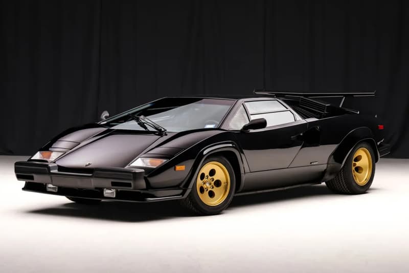 仅行驶 2,100 英里！1988 Lamborghini Countach 5000 QV「时光胶囊」即将拍卖
