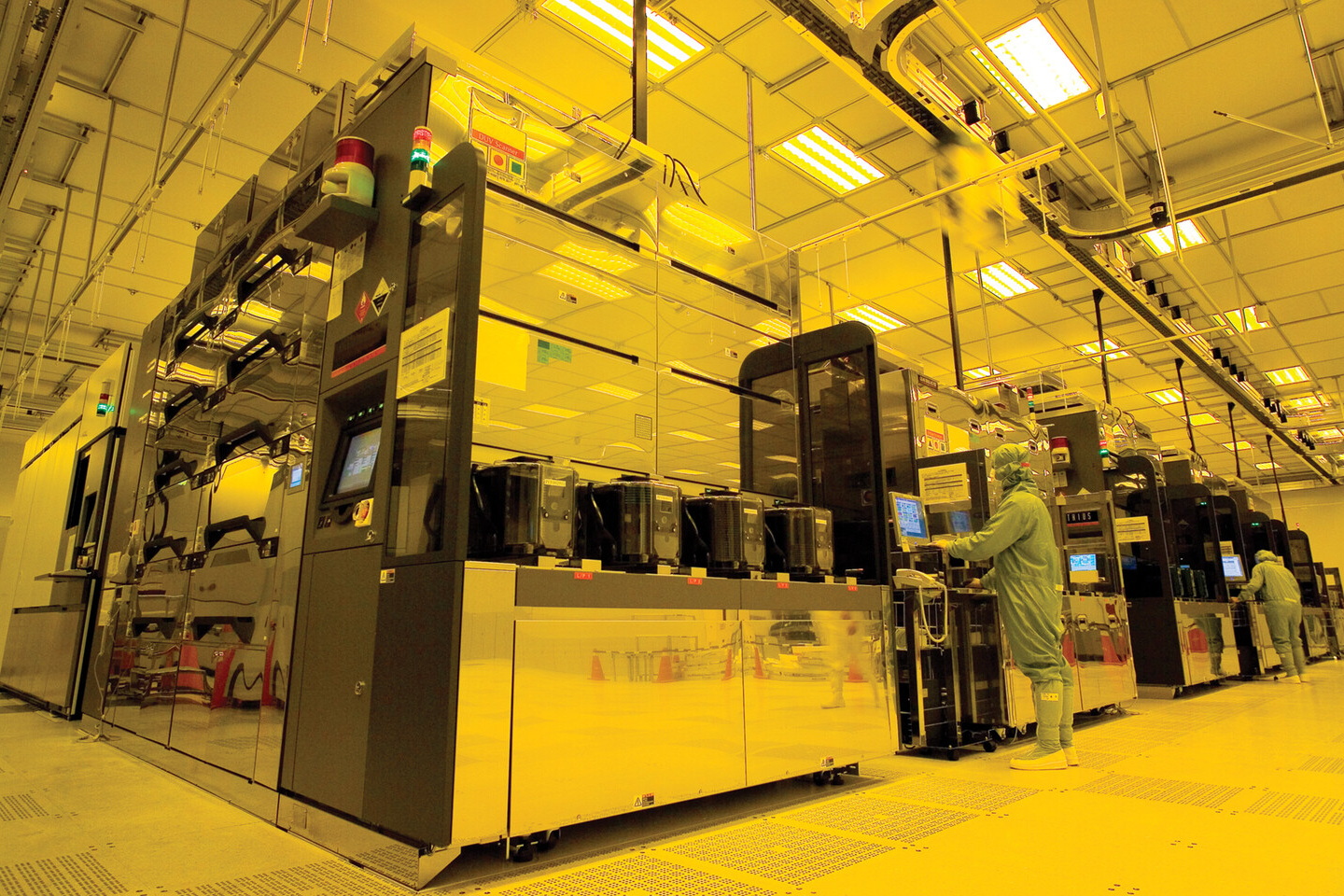 台积电批准创纪录 450 亿美元资本支出，大举扩充晶圆产能 ​