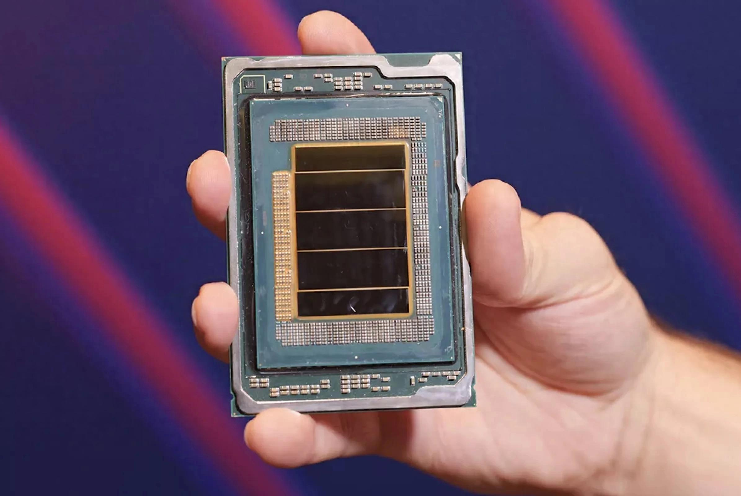 英特尔 18A 工艺首秀数据中心：288 核 Xeon 6+ 主打高能效整合