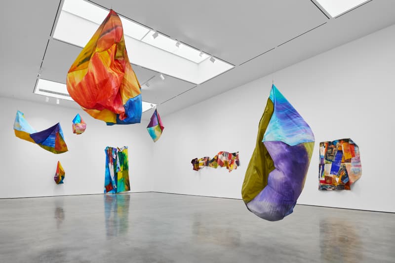 Sam Gilliam「STITCHED」：在限制中诞生的艺术