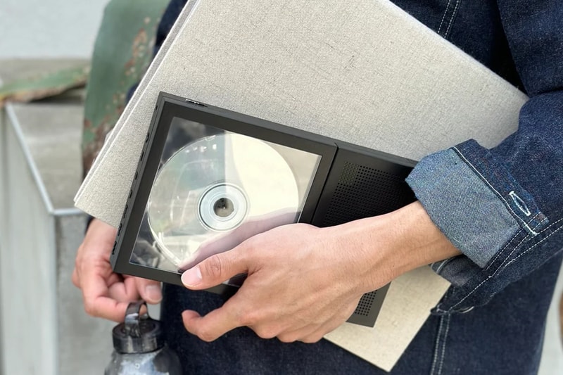 KM5 CP2 便携式 CD 播放机登场