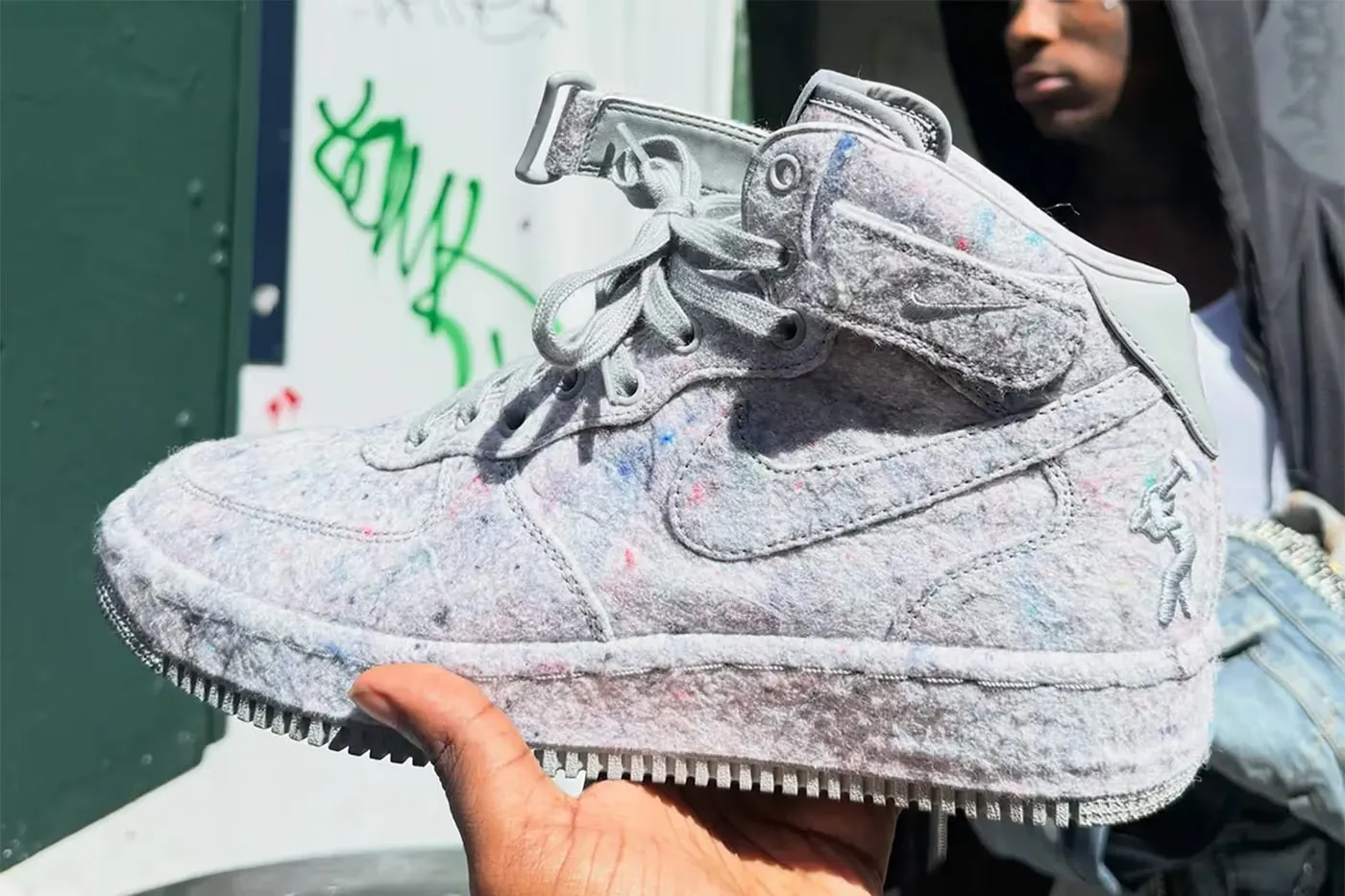 率先近赏 Concrete Boys × Nike Air Force 1 Mid 联名鞋款