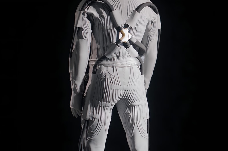 NASA「Artemis IV」宇航员将穿上 Prada × Axiom Space 战衣登月