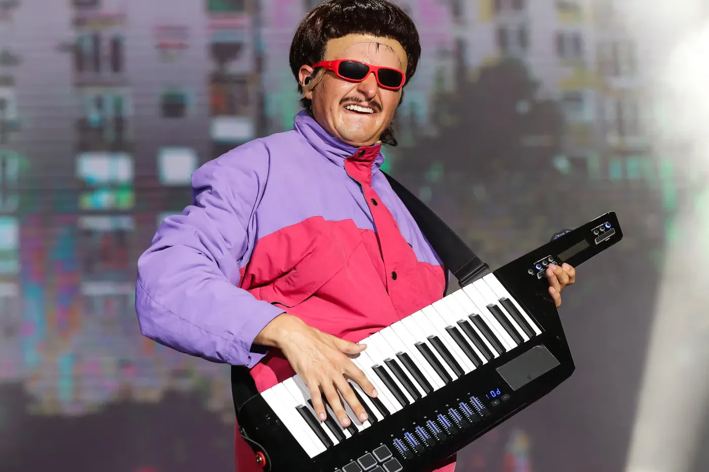 美国歌手 Oliver Tree 巴西坠机身亡，年仅 32 岁