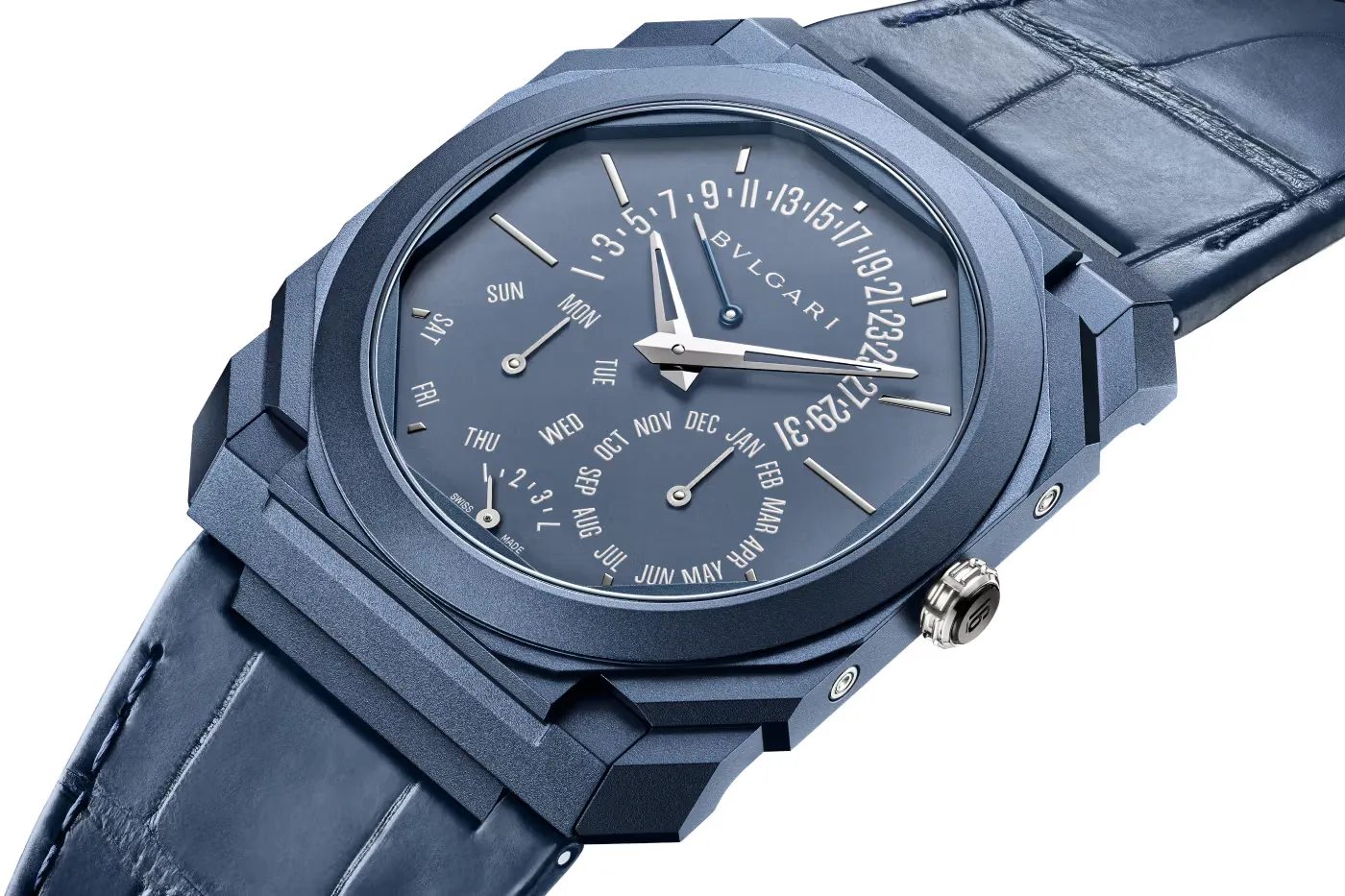 BVLGARI 为 Octo Finissimo Perpetual Calendar 腕表披上迷人浓蓝新装