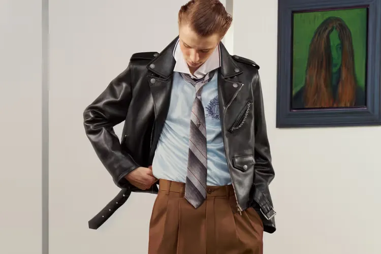 Acne Studios 颠覆办公室正装规则，发布 2027 春夏系列型录 Lookbook