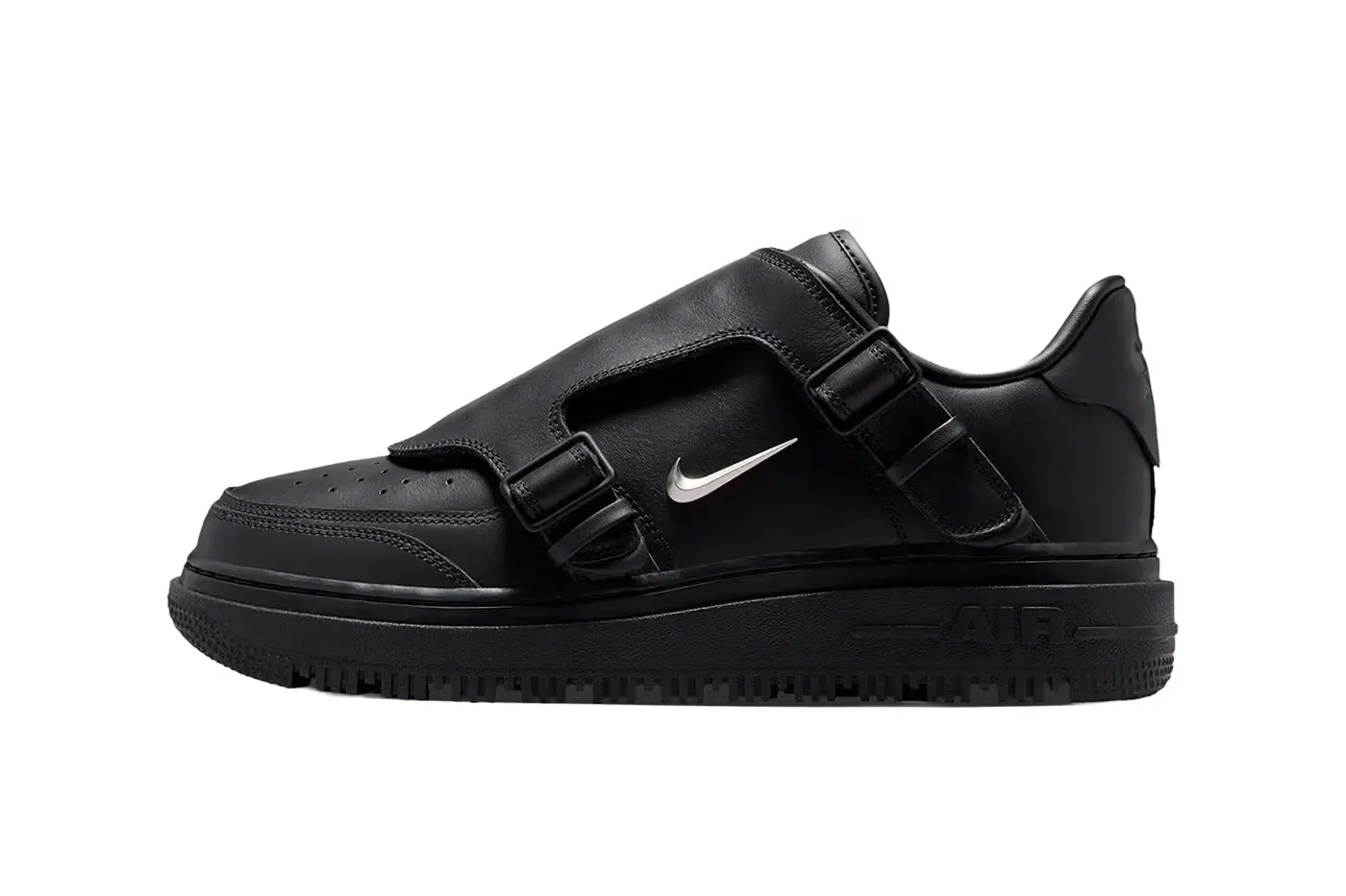 Nike Air Force 1 Low Luxe「Black」鞋款官方实物图曝光