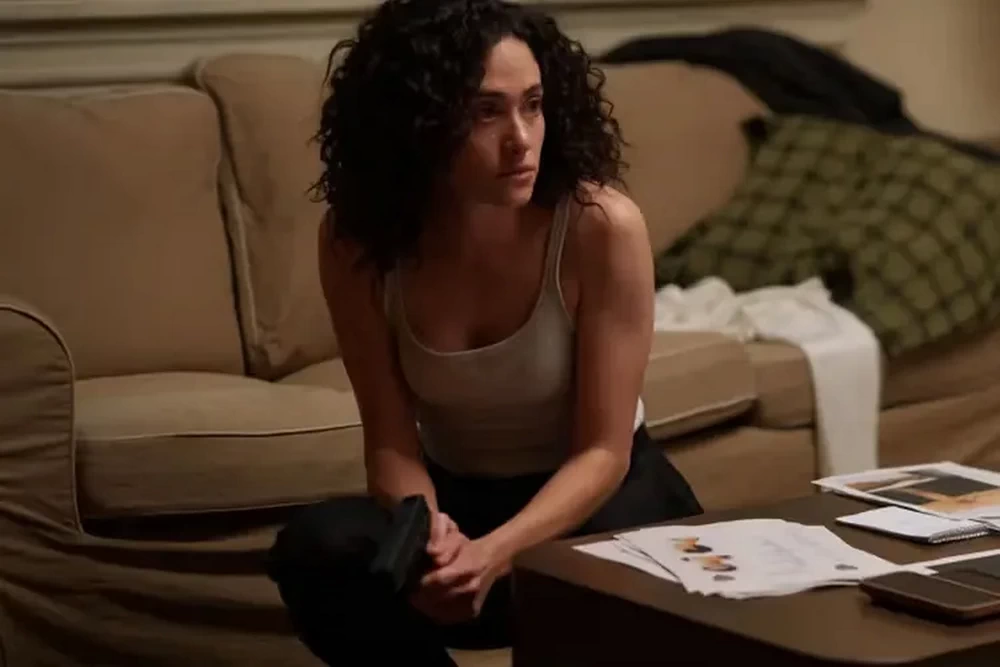 Hulu 释出疯狂扭曲版正式预告：Emmy Rossum 主演悬疑犯罪新剧《Furious》