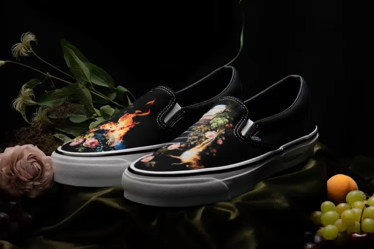 UNDERCOVER × OTW by Vans 打造全新 Classic Slip-On 98「画布」与 Sk8-Hi「蓝图」鞋款