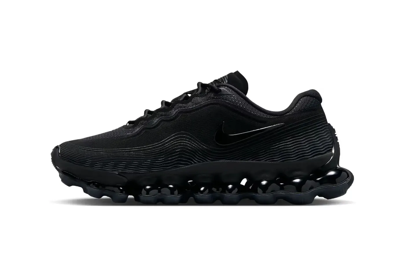 Nike 推出低调潜行感 Air Liquid Max「Triple Black」新配色鞋款