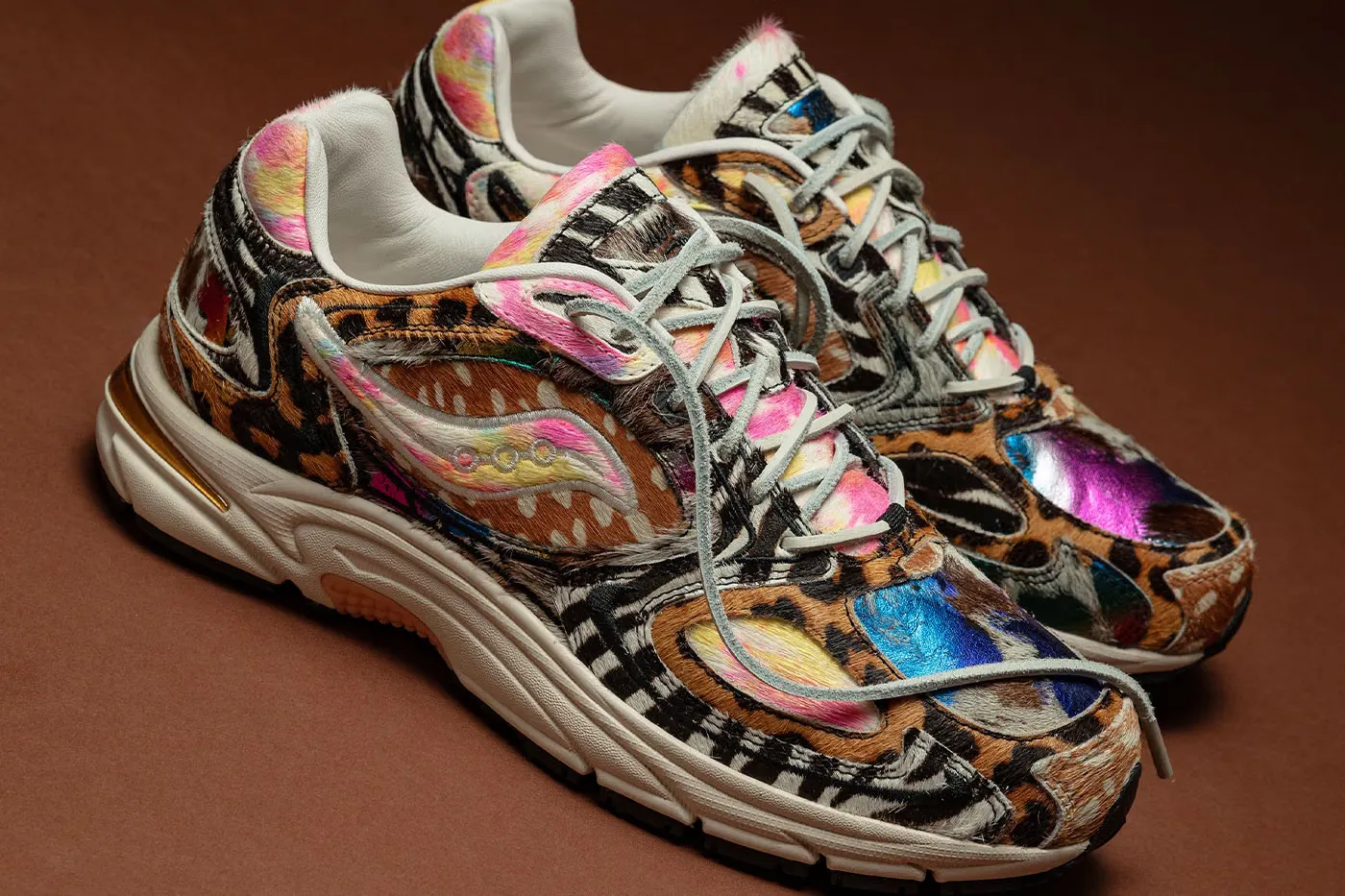 Saucony 携手 Westside Gunn 发布 Grid Jazz 9「Awesome God」鞋款