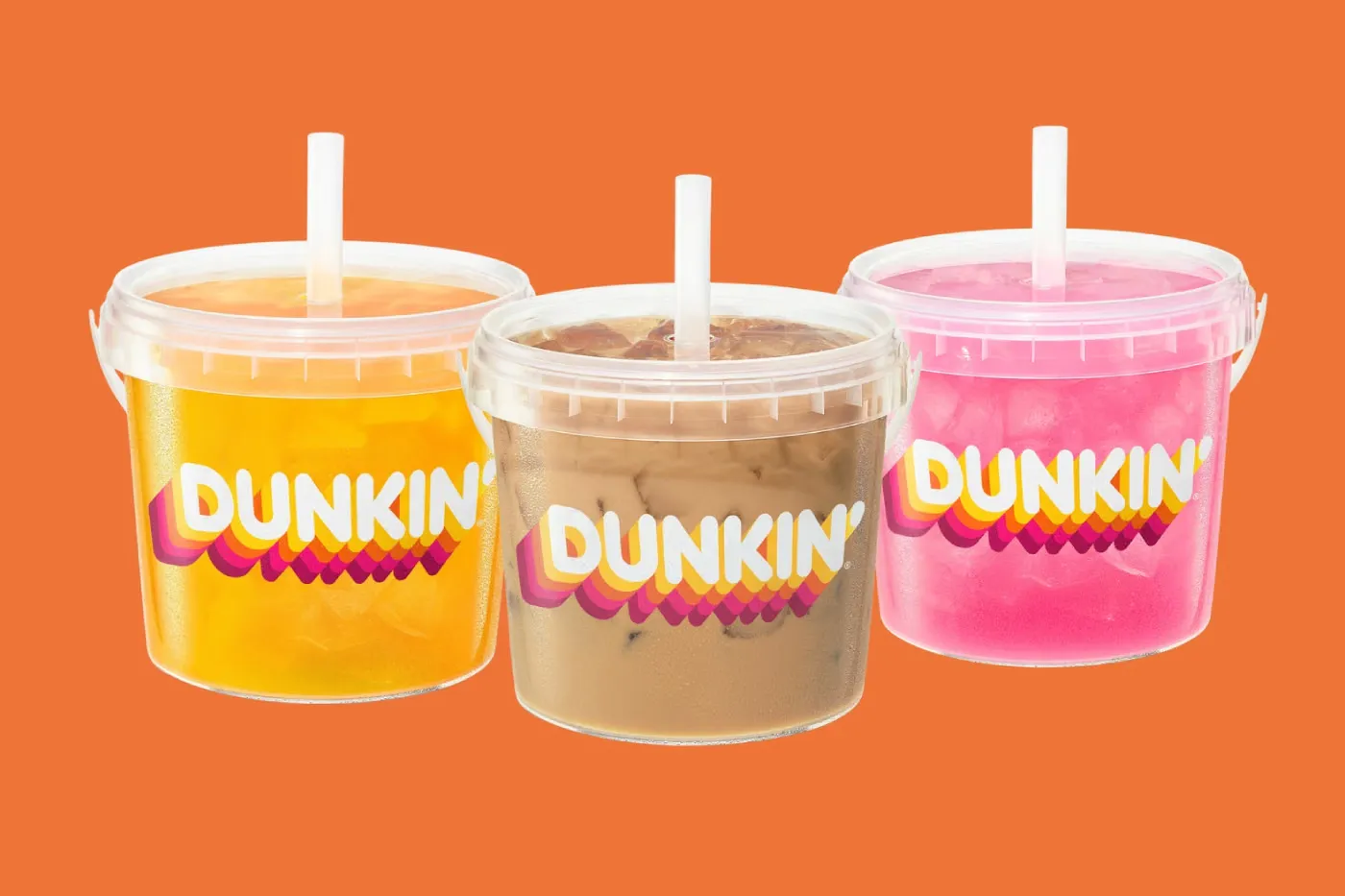 Dunkin' 爆红 42 安士饮品桶回归，今次更推出专用杯架配件