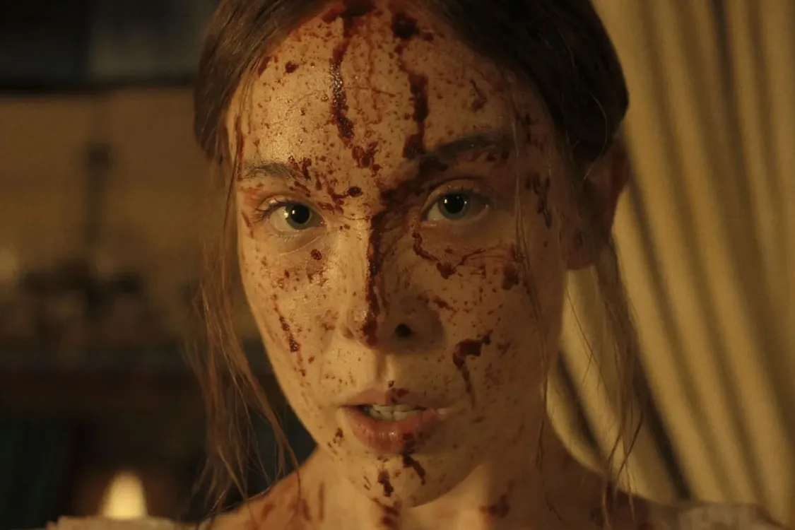 Netflix 发布 Ryan Murphy《Monster: The Lizzie Borden Story》前导预告片