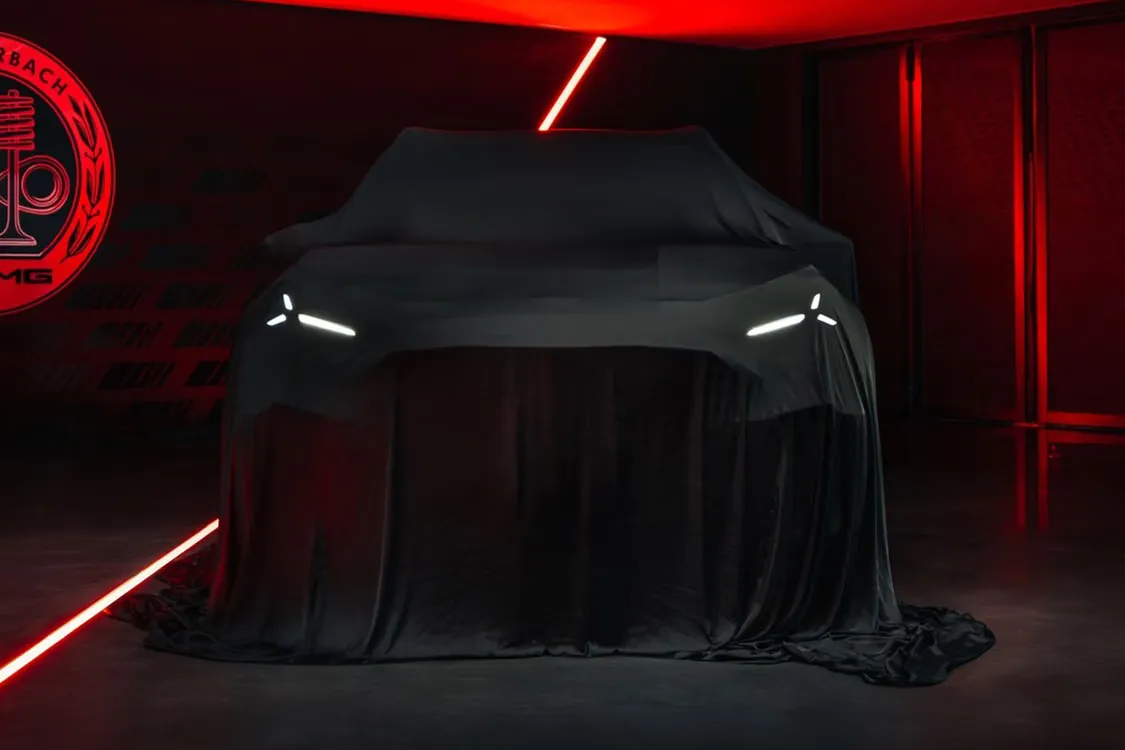 Mercedes-AMG 预告 GT 4-Door Coupe 高性能纯电 SUV 姊妹车型