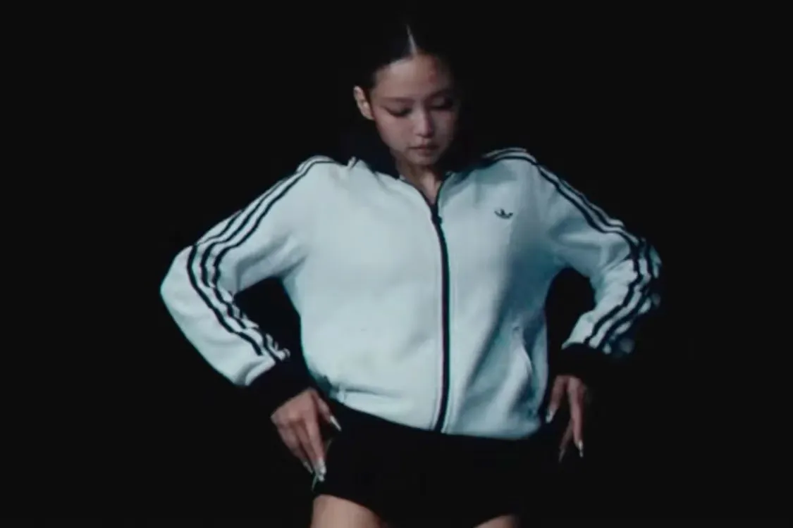 JENNIE 与 adidas Originals 预告首个共同创作系列
