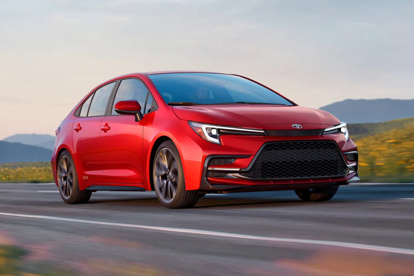 丰田 Toyota 推出限量 2,500 部 2027 卡罗拉 Corolla 60 周年特别版