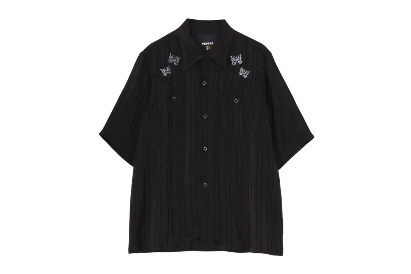 WILDSIDE Yohji Yamamoto × NEEDLES 将玫瑰与蝴蝶刺绣融入缎面西部恤衫