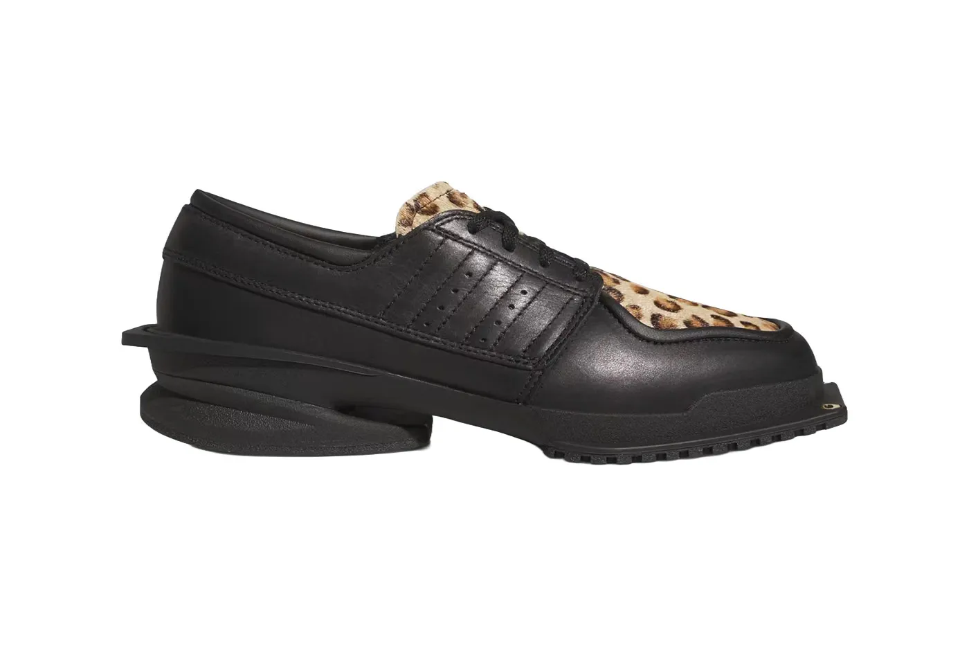 adidas 将 Forum 改造为「Cheetah Print」方头乐福鞋