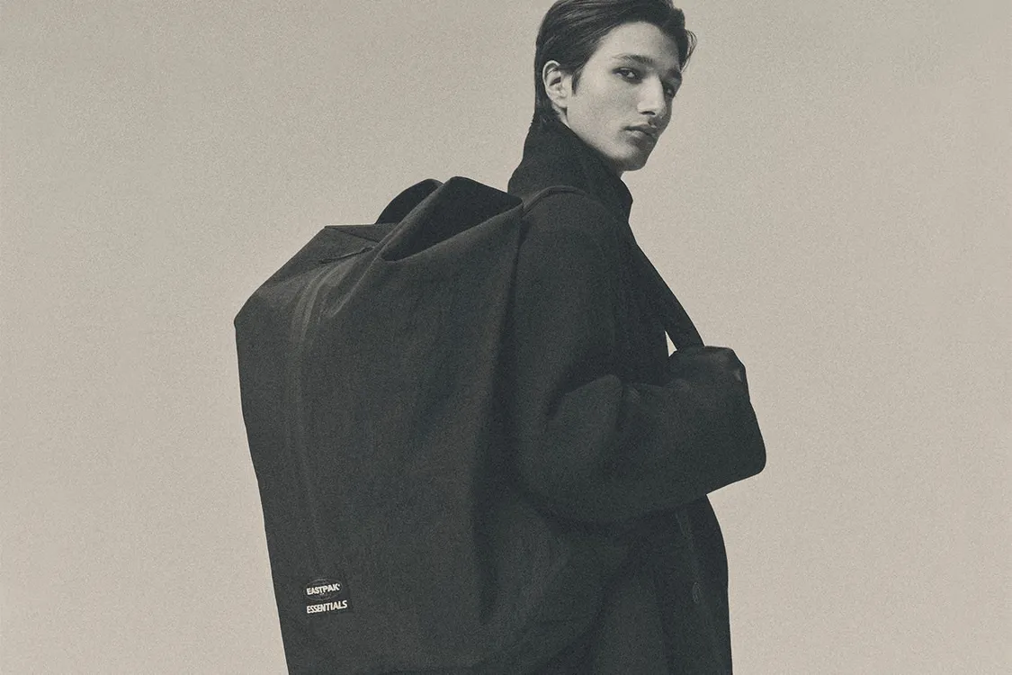 Fear of God Essentials 与 Eastpak 联乘推出全新胶囊系列，重塑档案级 Shell Bags