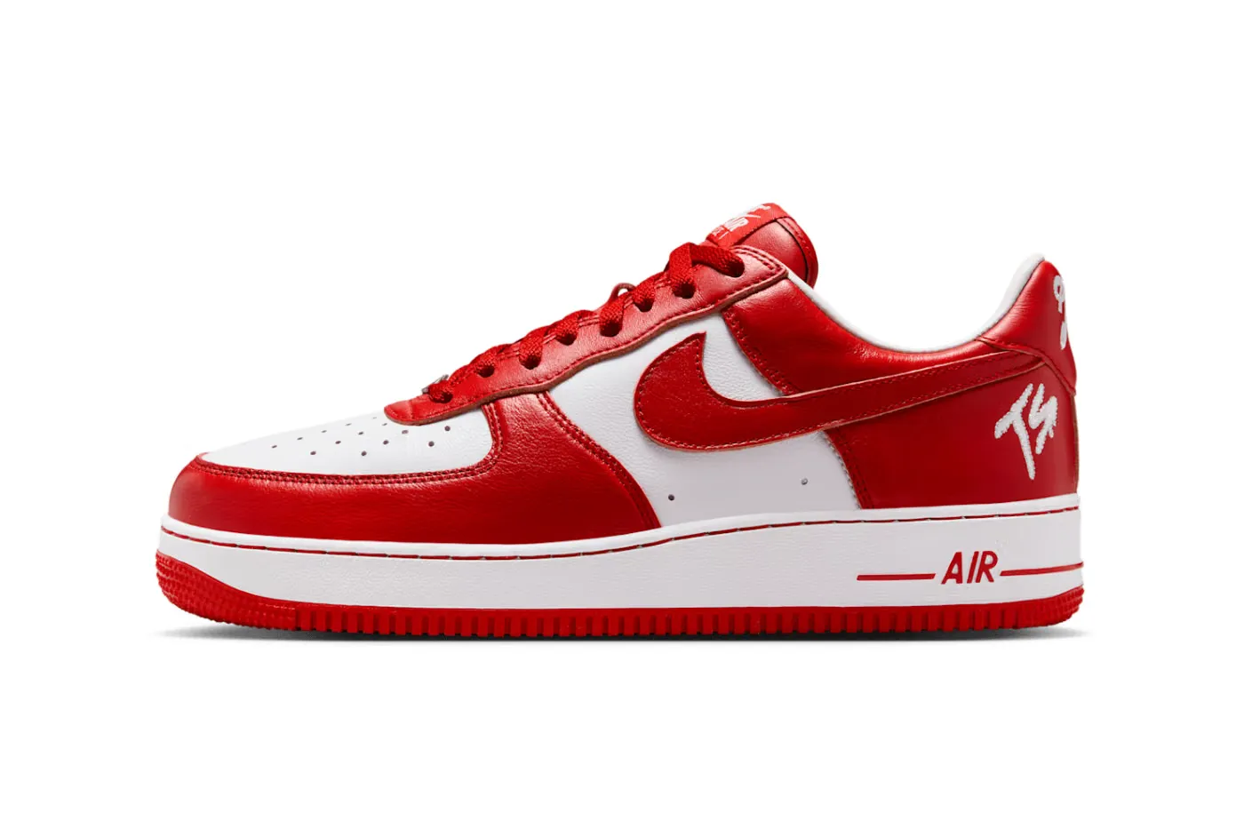 Terror Squad ✖️ Nike Air Force 1 Low「University Red and White」发售日期公开