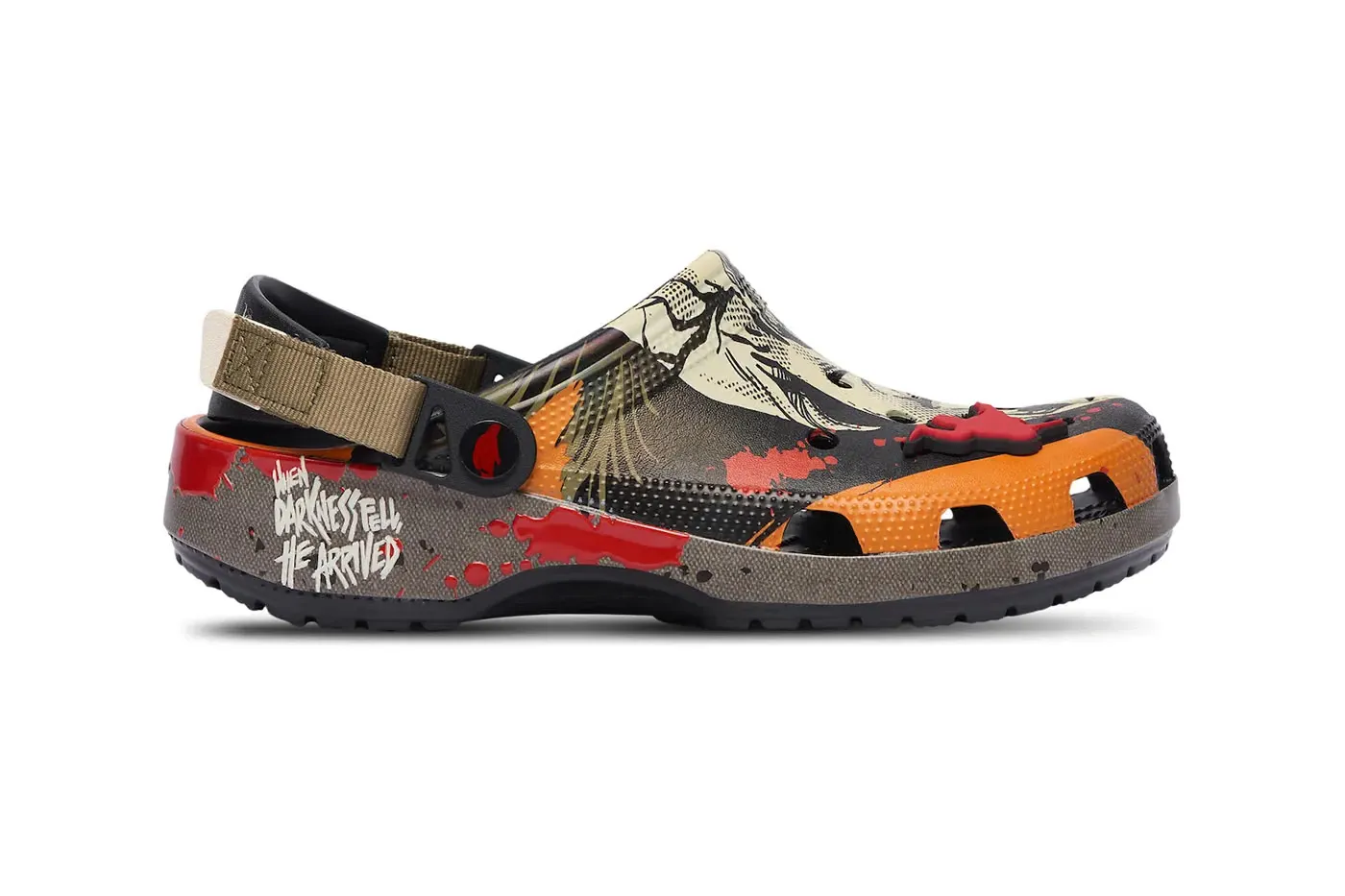 Crocs 2026 Horror Pack 为两款 Classic Clog 注入《Halloween》与《Saw》元素及泼血图案