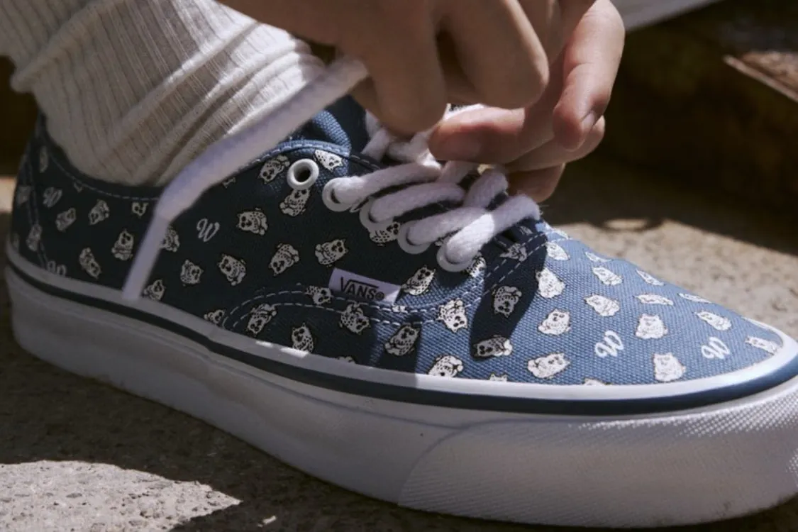 WORKSOUT 为 Vans Premium Authentic 鞋款注入满版卡通图案