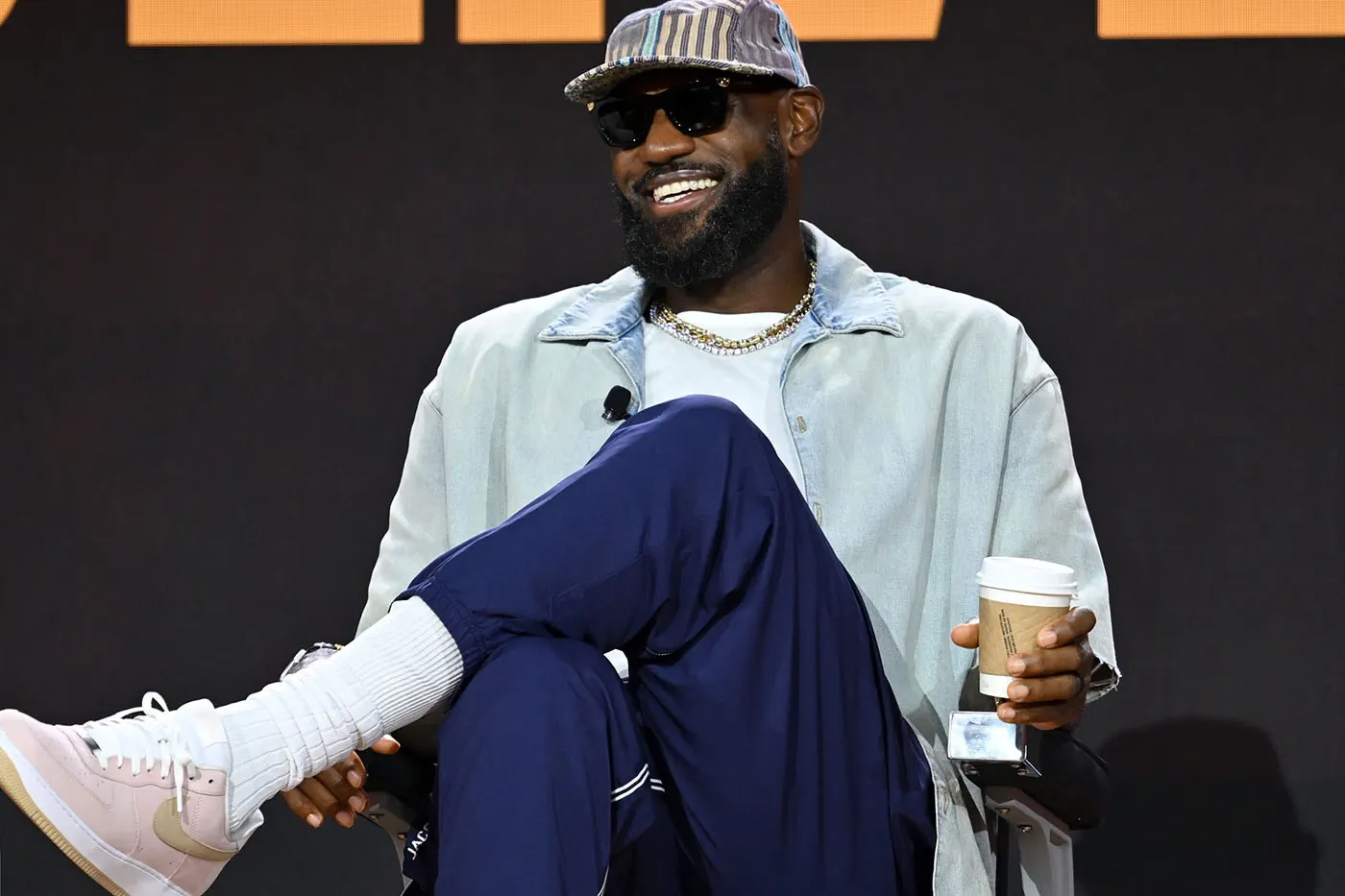 LeBron James 率先公开预览 Nike LeBron 24「Chosen 1s」鞋款