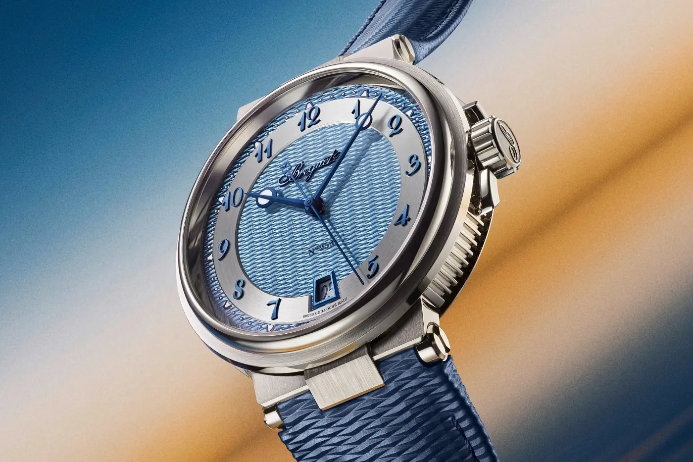 Breguet 为 Marine 系列推出周年纪念「Quai de L’Horloge」机刻雕花表盘