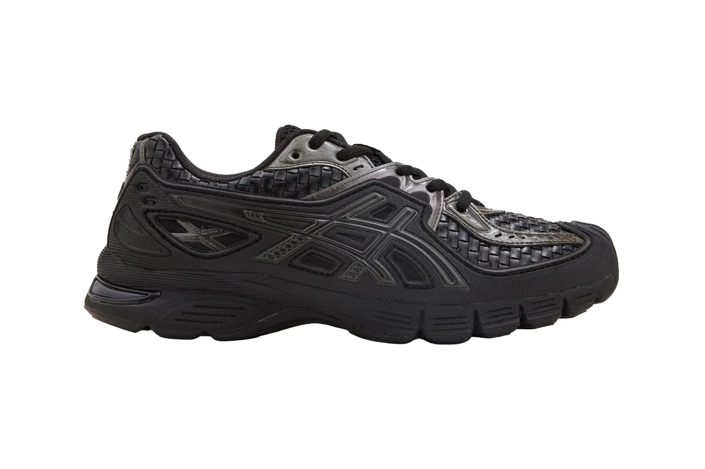 ABOVE THE CLOUDS × ASICS 推出 GEL-SD-LYTE「Black/Gunmetal」编织鞋款