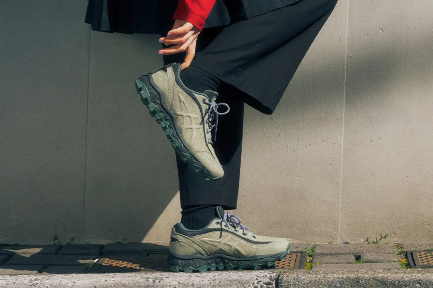 ASICS 推出全新 GEL-TRANSCEND FJ 两款大地配色鞋款