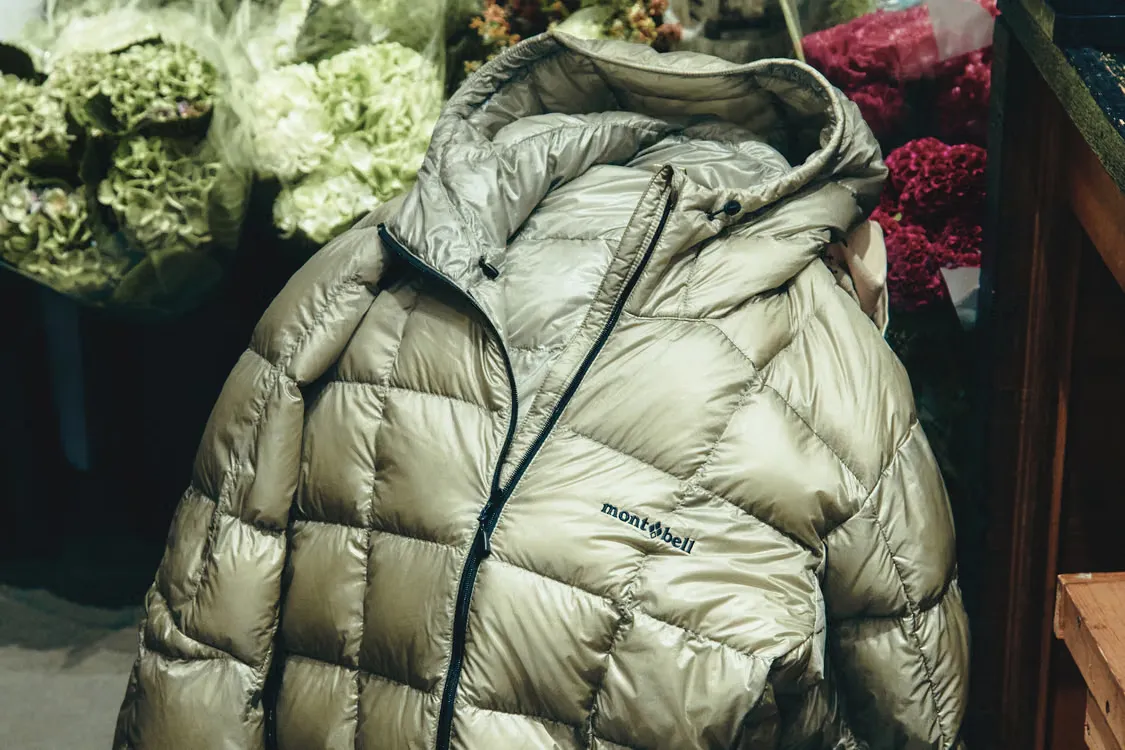 Khakis 为 Montbell Superior Down Parka 注入复古军事水洗设计