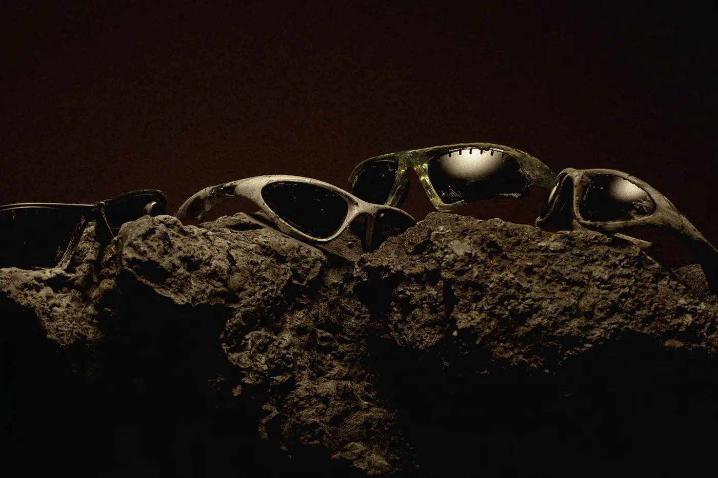 SATISFY × Oakley 携手推出「Equipment for Our World」联名系列第八弹