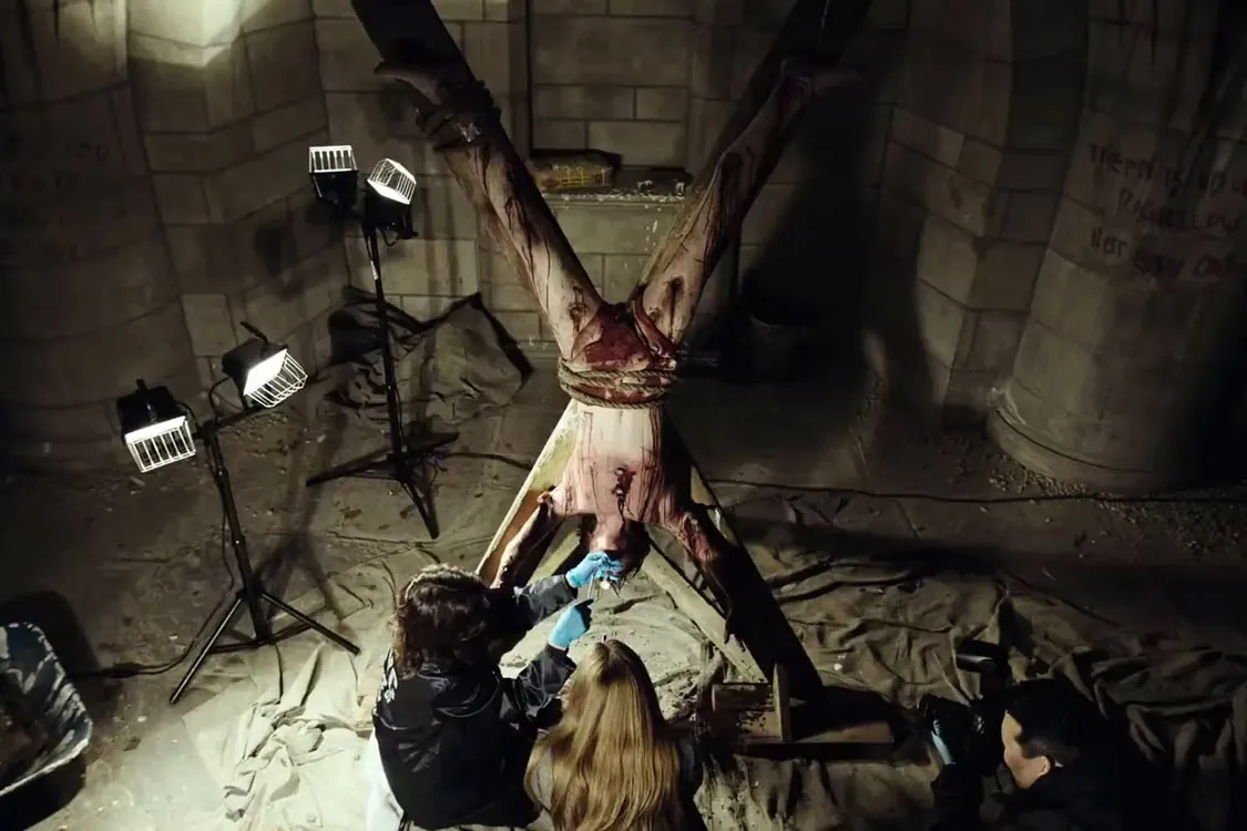 Scarlett Johansson 追击恶魔连环杀手，《The Exorcist: Martyrs》首支预告释出