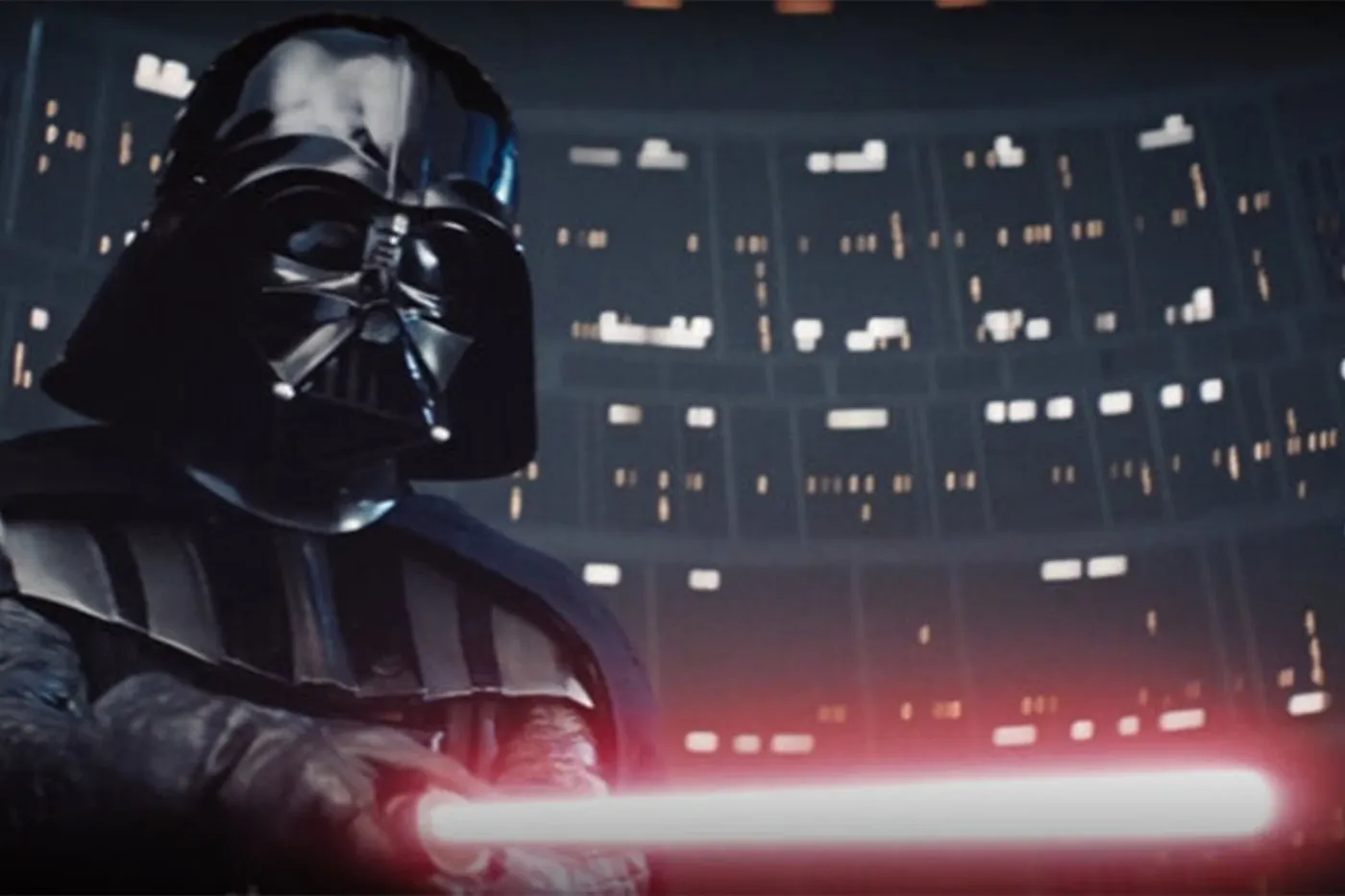 Darth Vader 击败 Luke 曾用之光剑即将拍卖，起拍价高达 $100 万美元