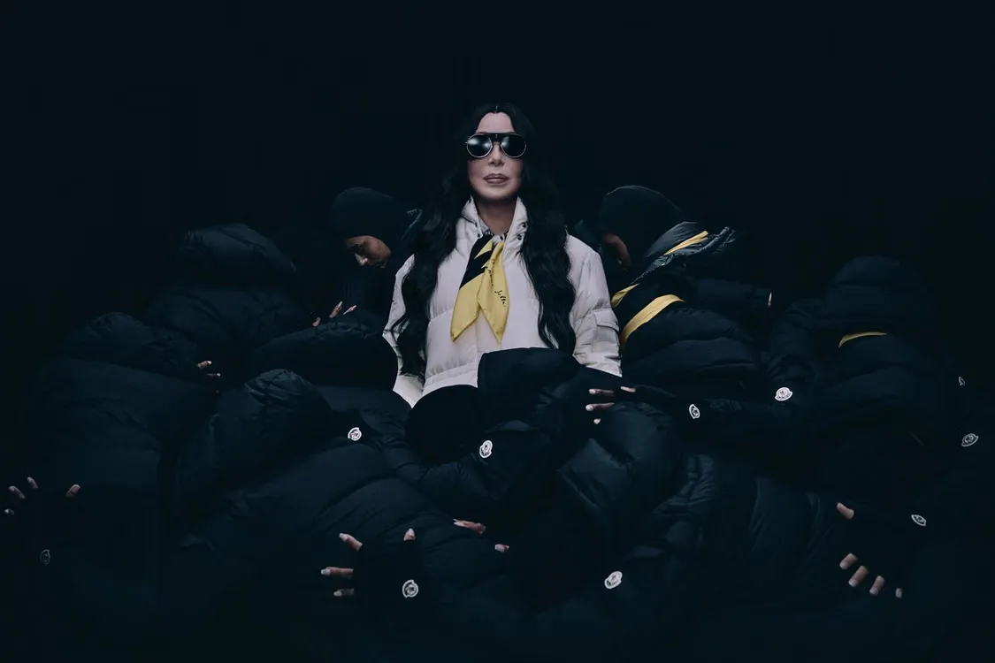 Moncler 发布 Re/Icons 全新企划，Cher、JENNIE 与 Grace Jones 联袂出镜
