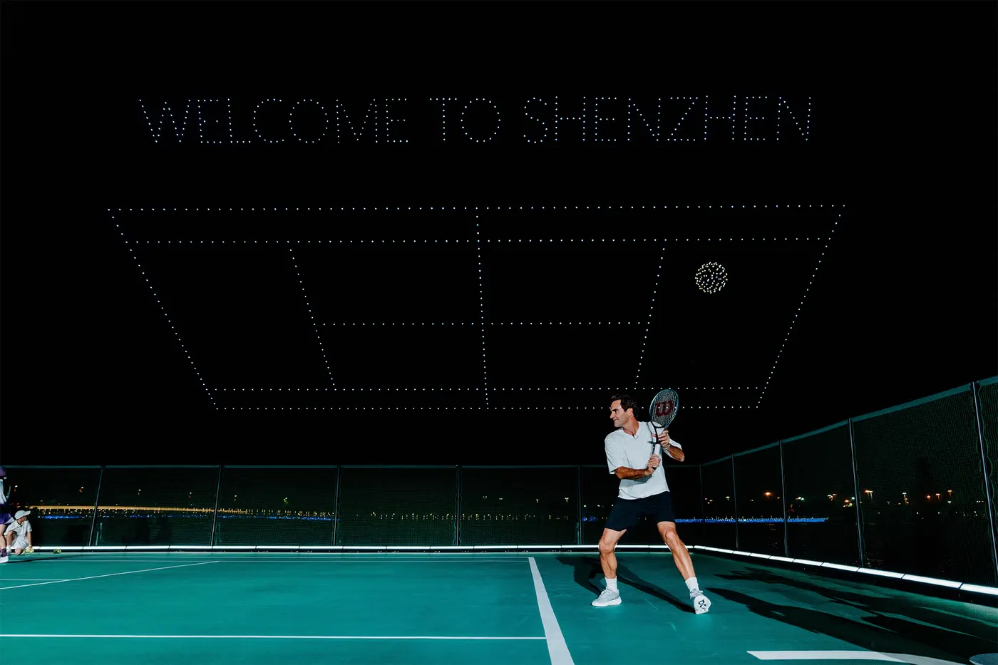 昂跑 On 携手网球传奇 Roger Federer 罗杰·费德勒亮相深圳