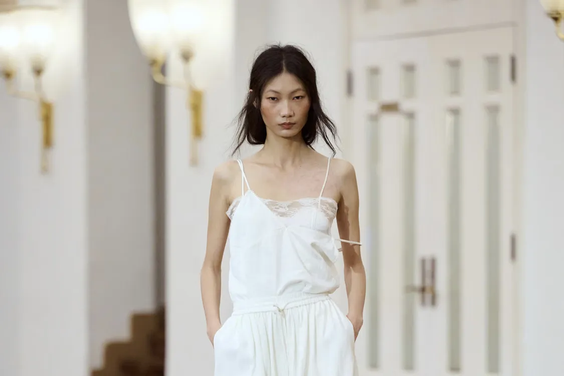 XU ZHI 发布 2027 春夏系列「GIRLS」，以睡衣美学重塑青春叙事