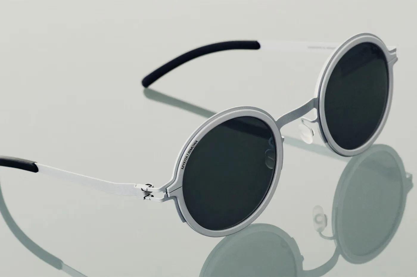 RIMOWA × MYKITA 联乘眼镜系列推出全新圆框与纤薄护目镜款式