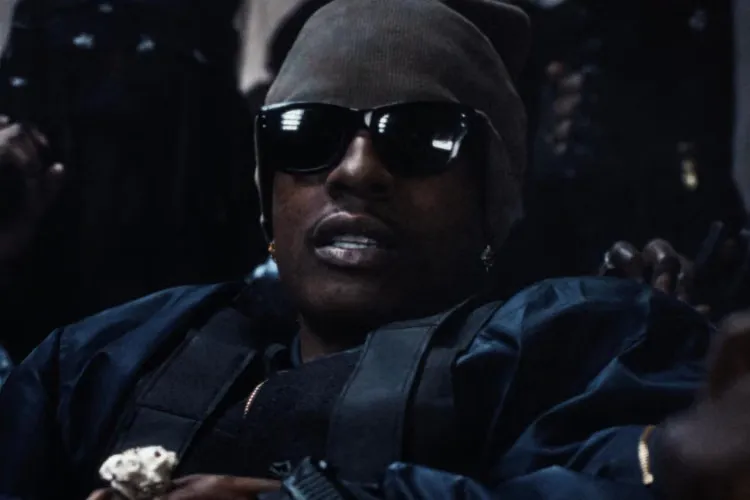 A$AP Rocky 最新「SWAT TEAM」音乐影片释出：从猎物反客为主变身猎人