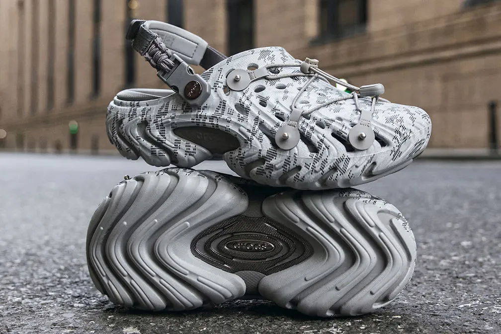 探索都市现代轮廓，DOE × Crocs 联名系列全新发布